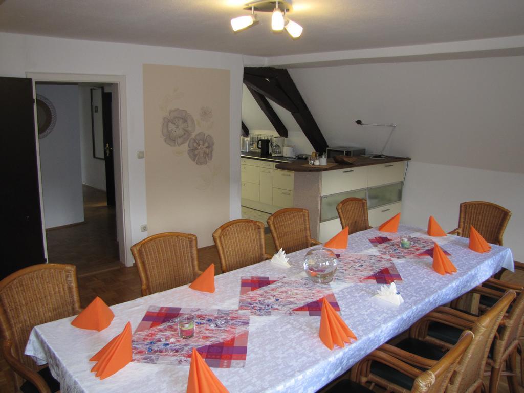 Hof Guttels Waldgasthof Ferienpension Rotenburg an der Fulda Phòng bức ảnh