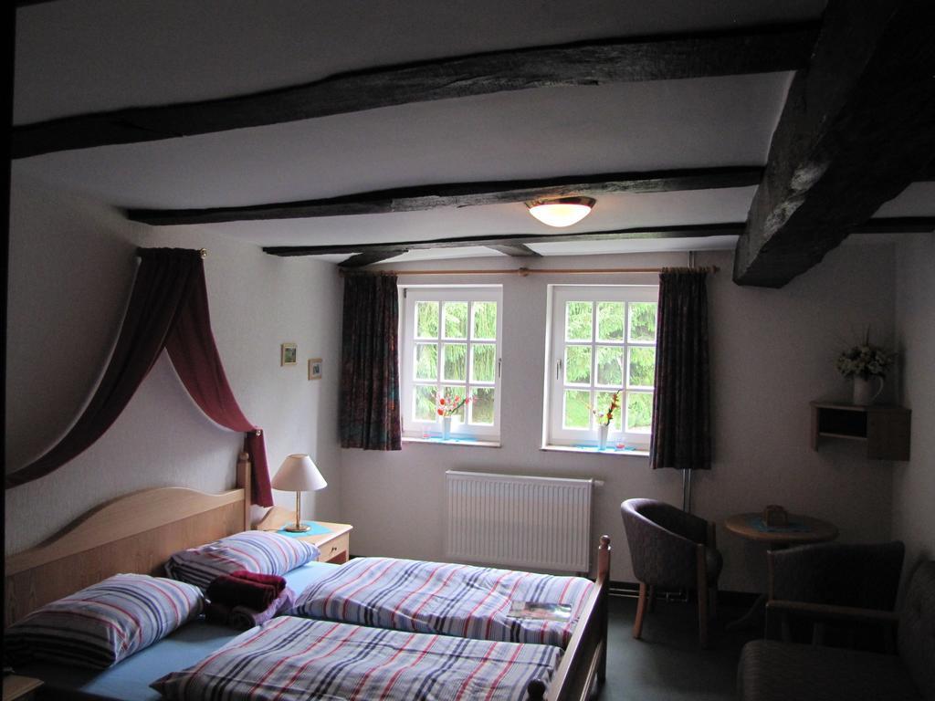 Hof Guttels Waldgasthof Ferienpension Rotenburg an der Fulda Ngoại thất bức ảnh